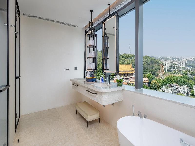 voco Xiamen SM City by IHG image