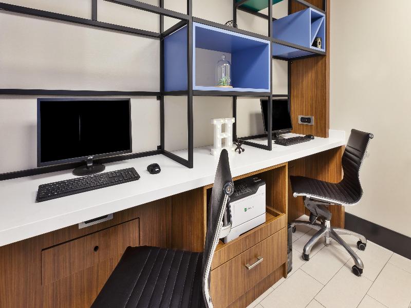 Candlewood Suites St.Johns Conference Ctre By IHG image