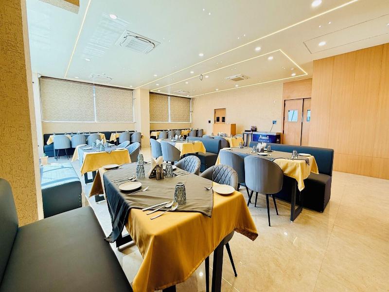 Kreston Heights Hotel Banquet & Restaurant