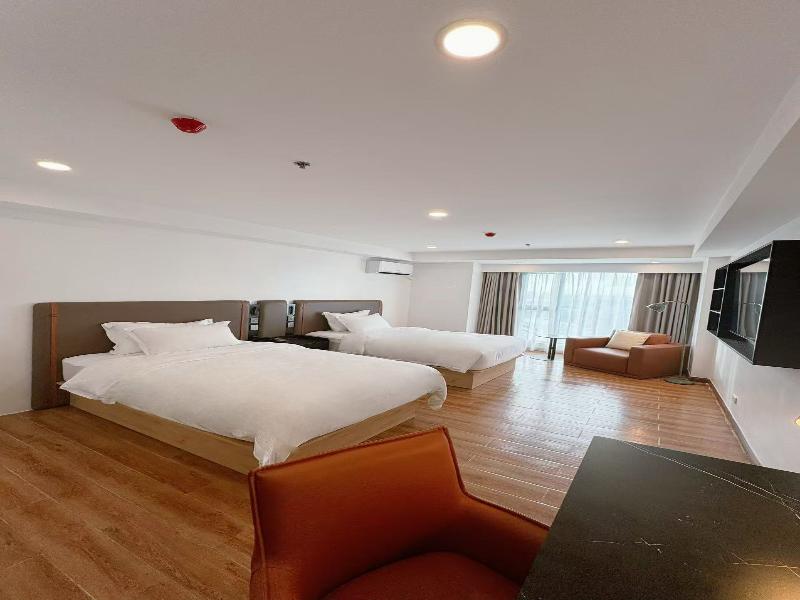 W9 Hotel And Resorts image