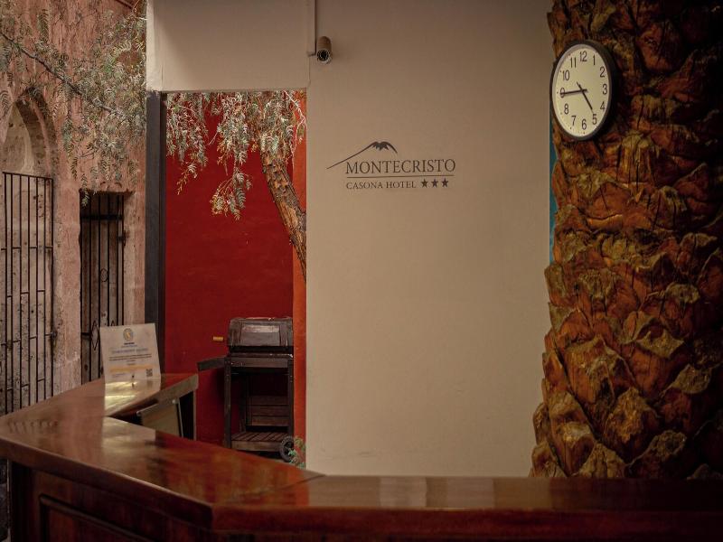Montecristohotel image