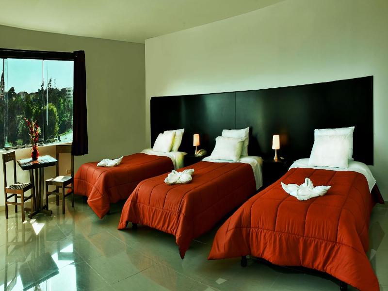 Montecristohotel image