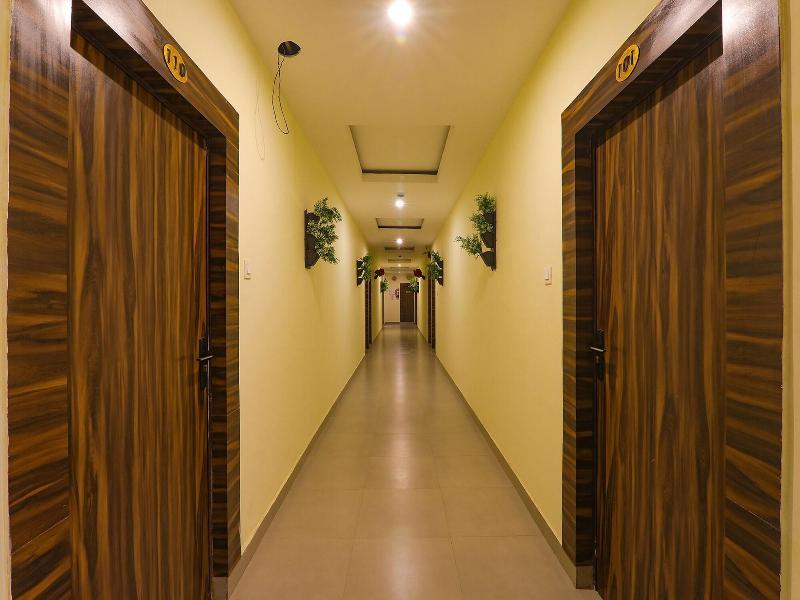 Fabhotel Sr Inn image