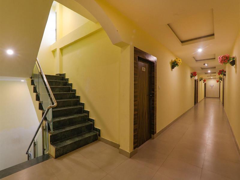 Fabhotel Sr Inn image