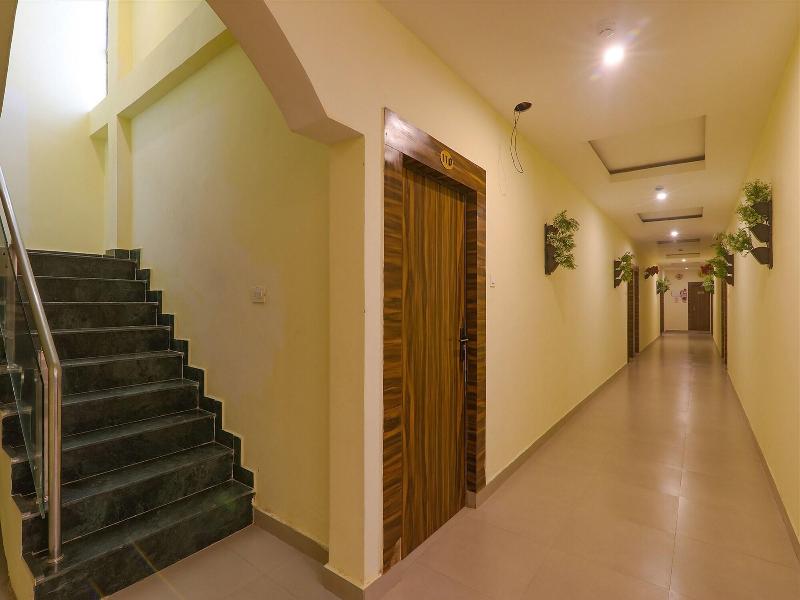 Fabhotel Sr Inn image