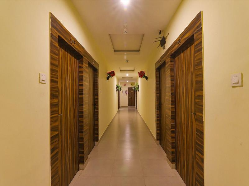 Fabhotel Sr Inn image