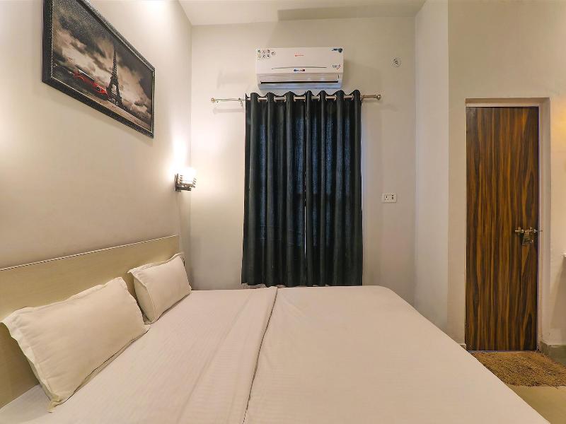 Fabhotel Sr Inn image