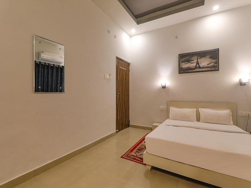 Fabhotel Sr Inn image
