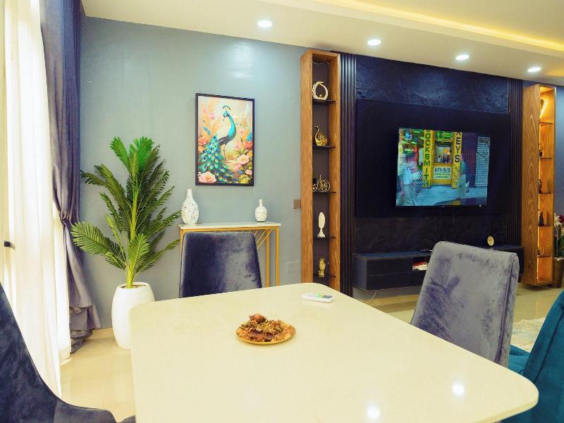 Terraform Hotel image