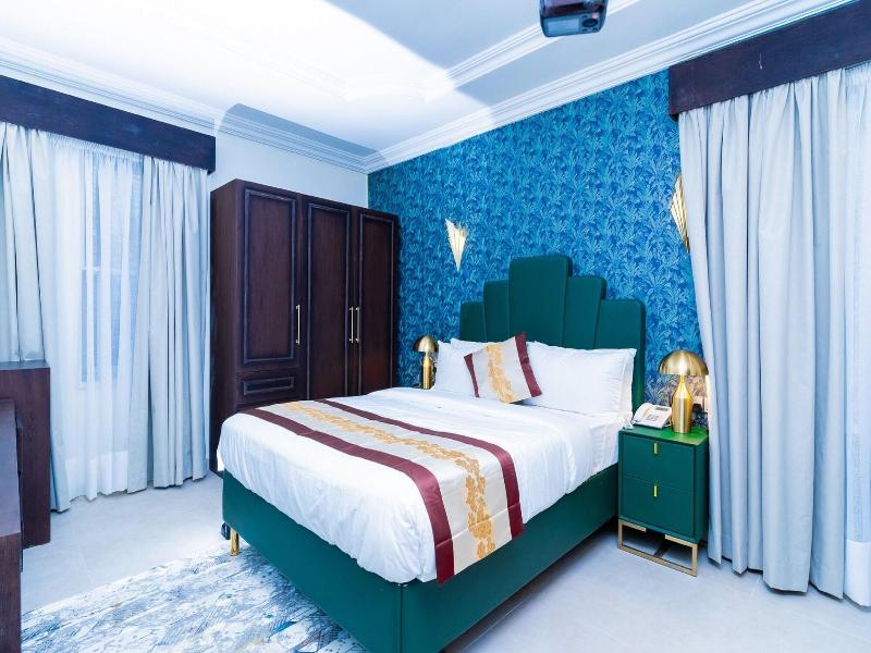 Terraform Hotel image