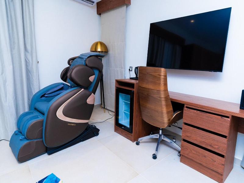 Terraform Hotel image