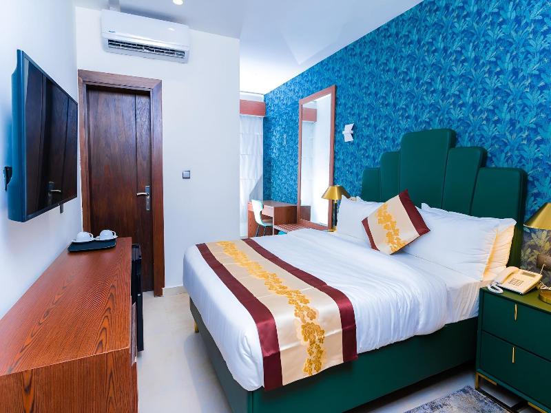 Terraform Hotel image