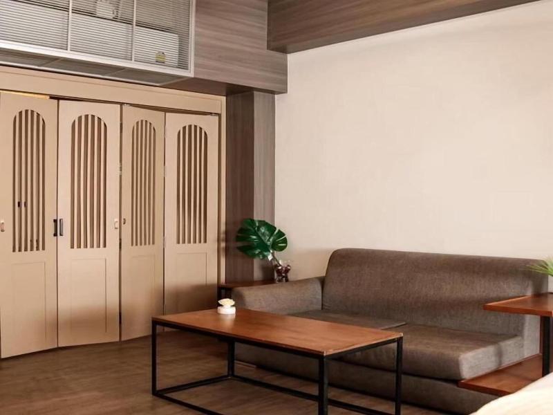 Krung Boutique Hotel image