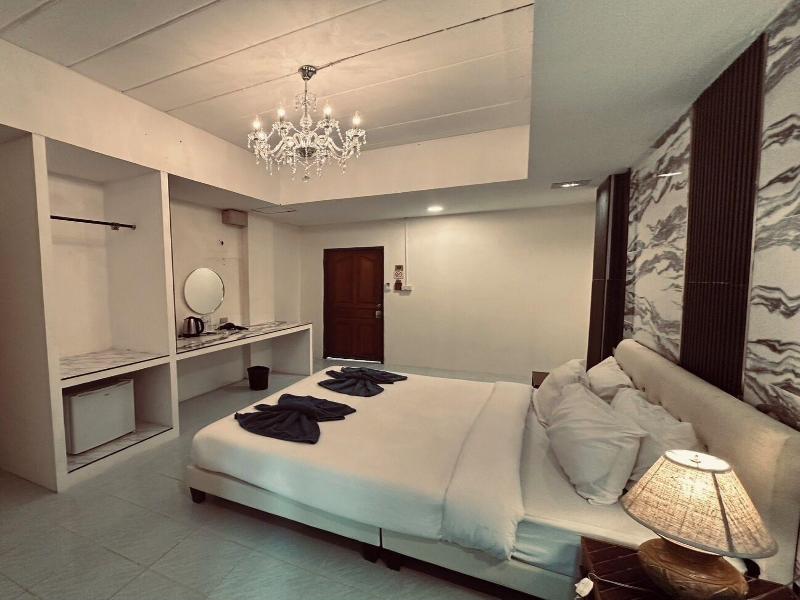 Koh Chang Cabana Hotel With Swiming Pool image