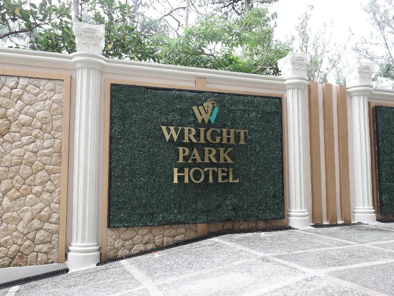 Wright Park Hotel 5
