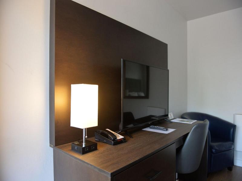 Crown City Inn image