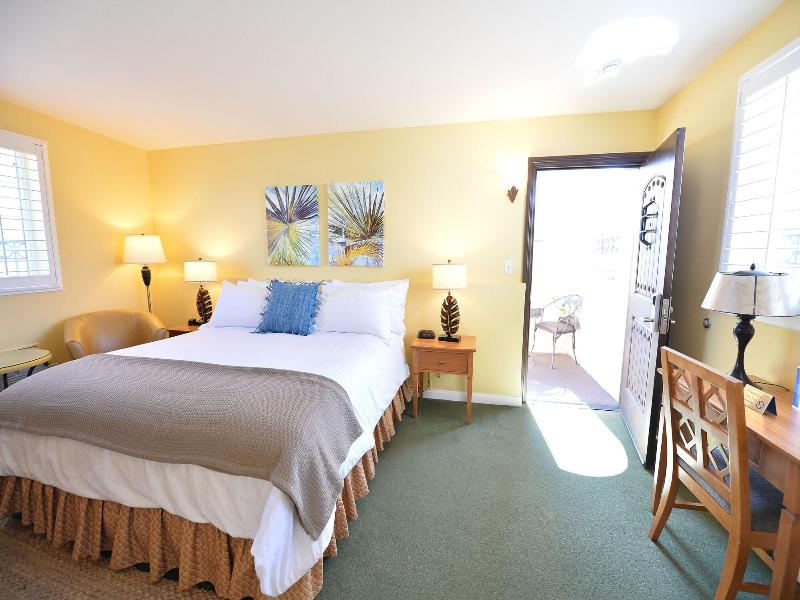 Crown City Inn image