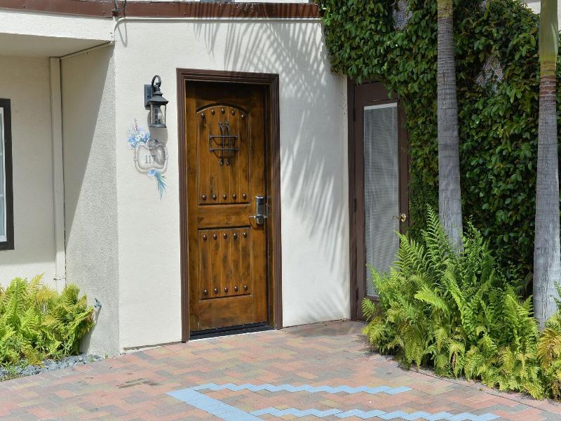 Crown City Inn image