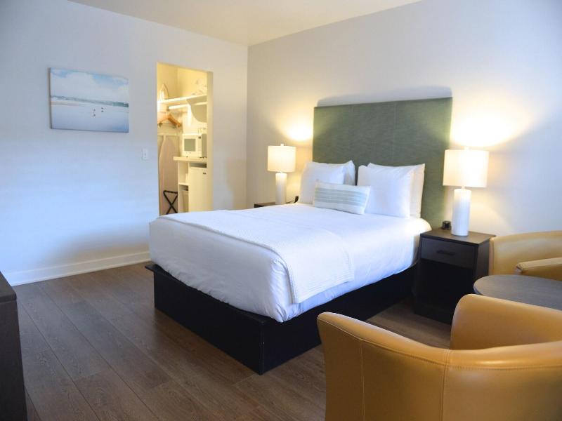 Crown City Inn image