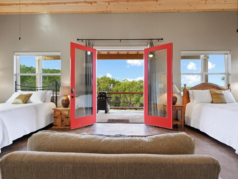 Hill Country Casitas image