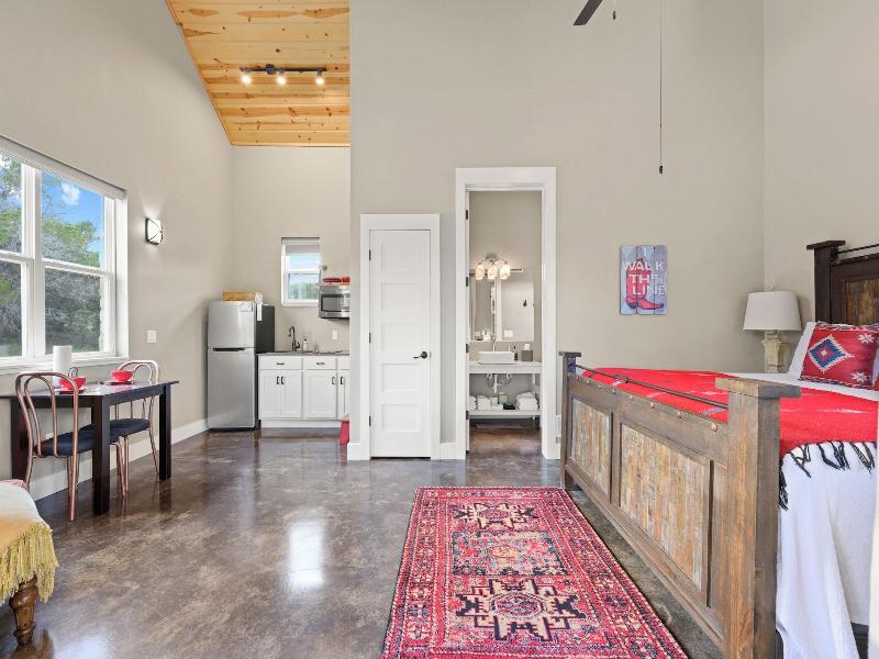 Hill Country Casitas image