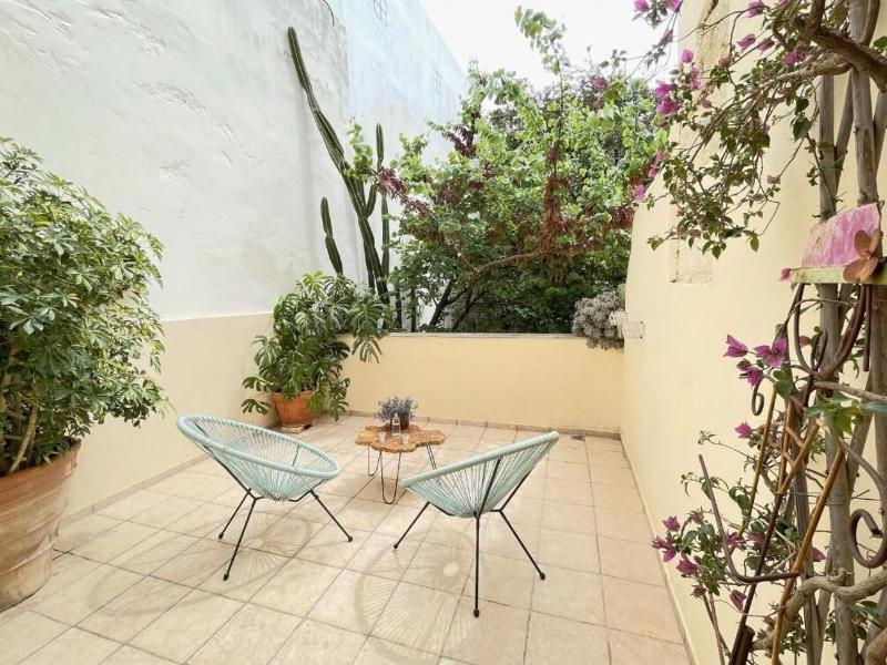Four Seasons Of Bliss At Sohora Hotel image