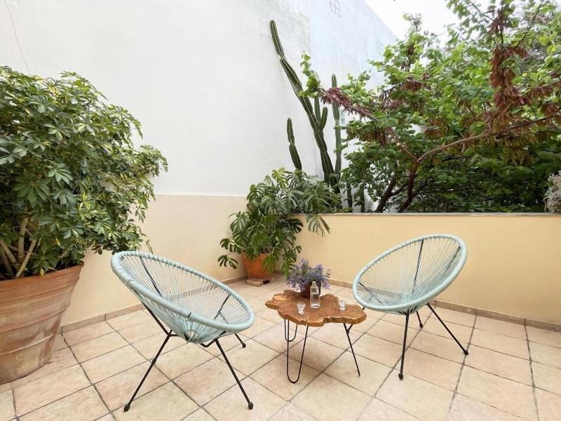 Four Seasons Of Bliss At Sohora Hotel image
