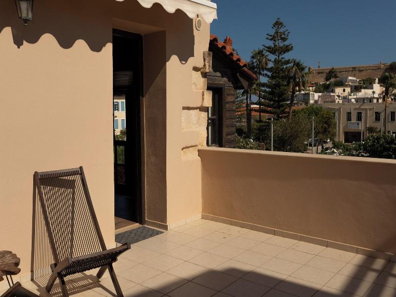 Four Seasons Of Bliss At Sohora Hotel image