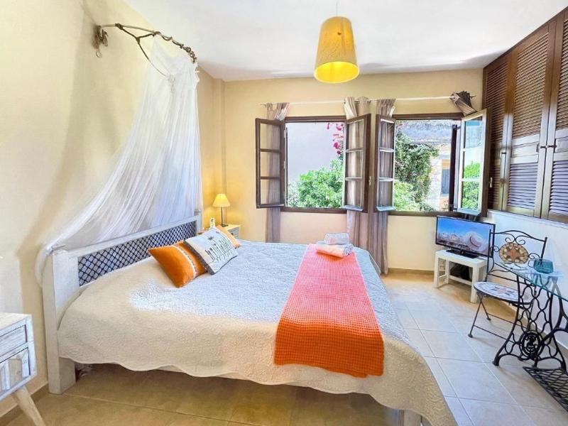 Four Seasons Of Bliss At Sohora Hotel image