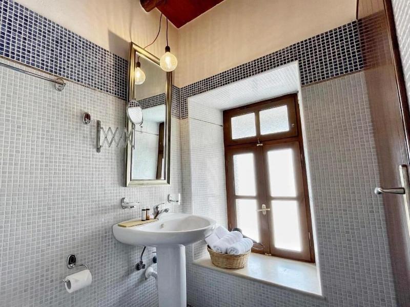 Four Seasons Of Bliss At Sohora Hotel image
