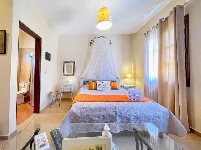 Four Seasons Of Bliss At Sohora Hotel image