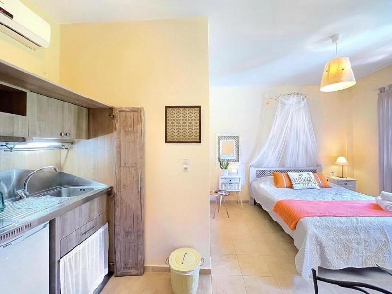 Four Seasons Of Bliss At Sohora Hotel image