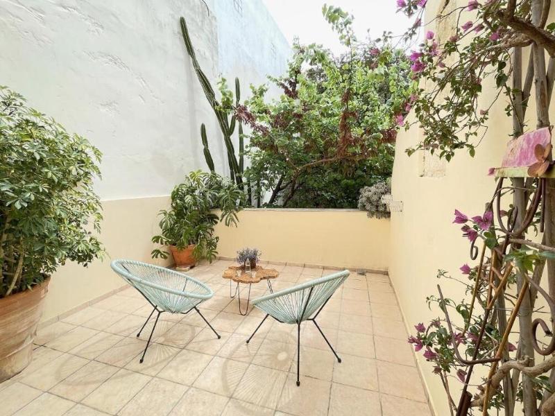 Four Seasons Of Bliss At Sohora Hotel image