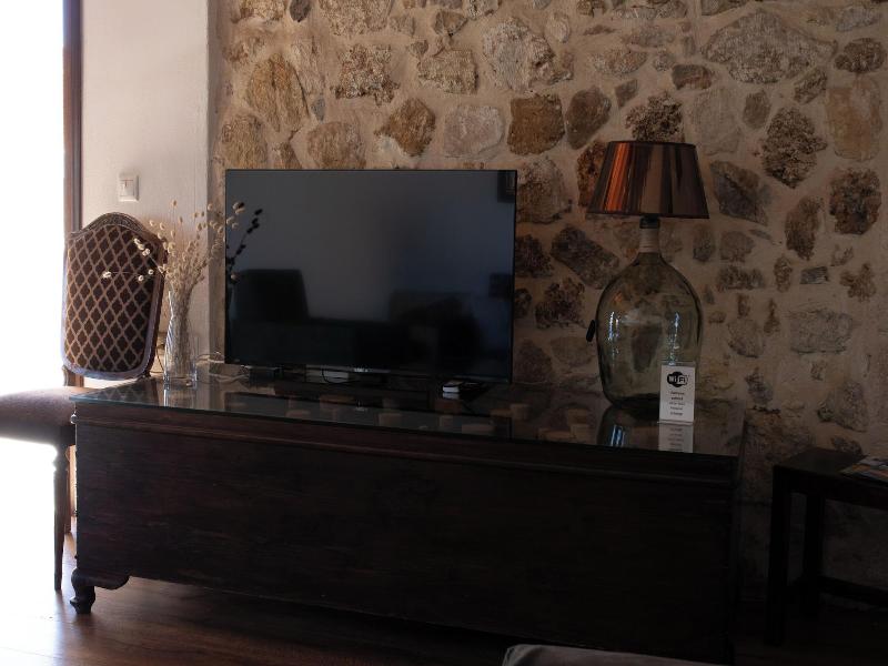 Four Seasons Of Bliss At Sohora Hotel image