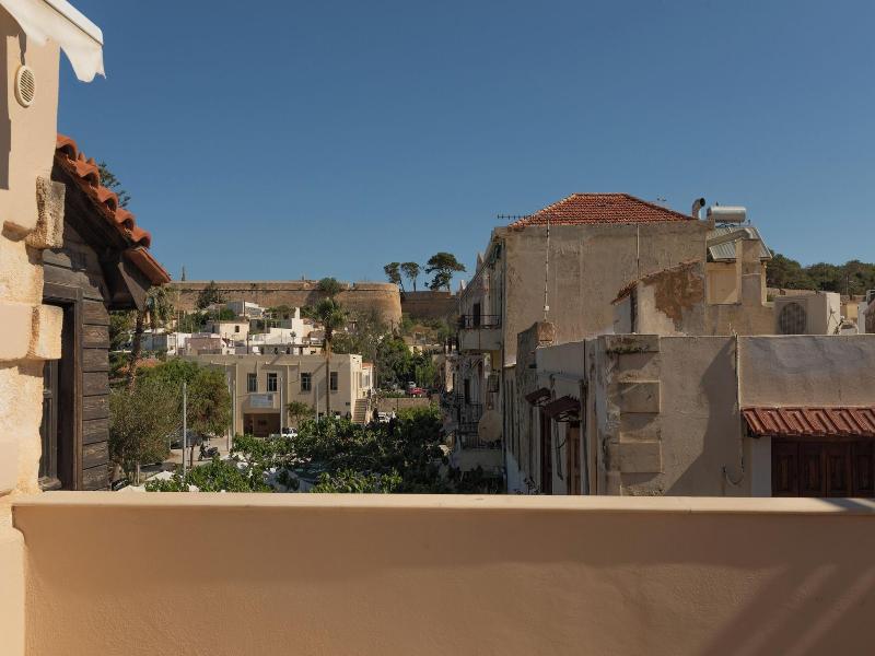 Four Seasons Of Bliss At Sohora Hotel image
