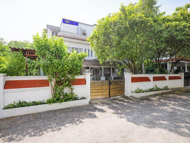 Fabhotel Disha Inn image