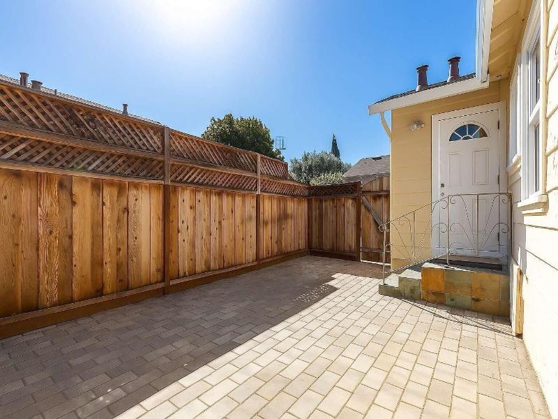 Marbella Lane Convenient Home In Sunnyvale image