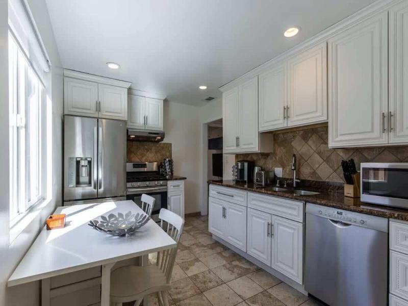 Marbella Lane Convenient Home In Sunnyvale image