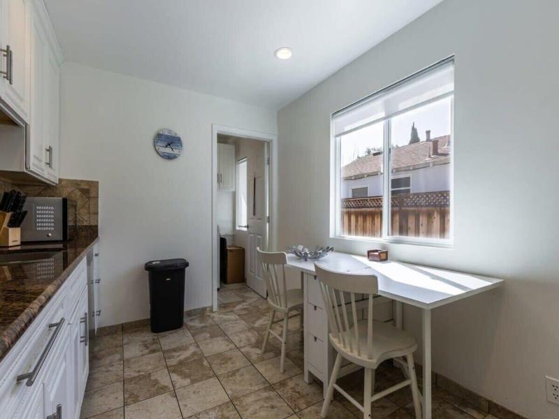 Marbella Lane Convenient Home In Sunnyvale image