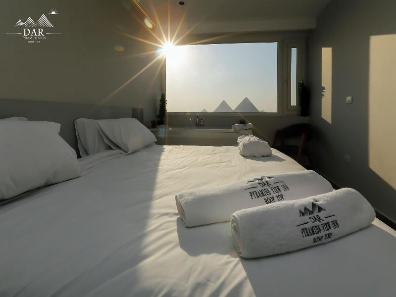 Dar Pyramids View Inn Rooftop image
