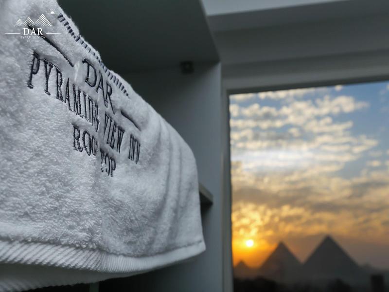 Dar Pyramids View Inn Rooftop image