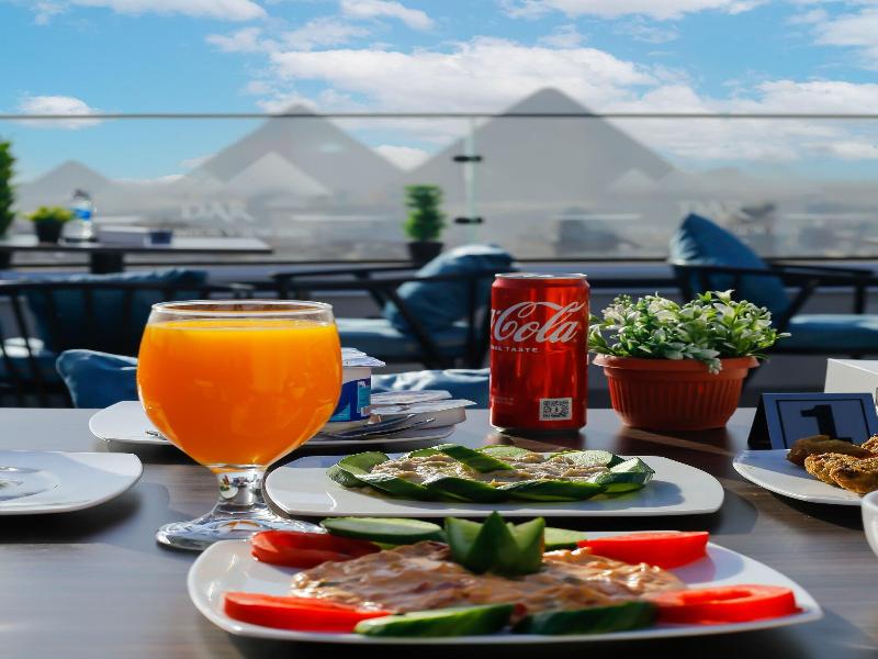 Dar Pyramids View Inn Rooftop image