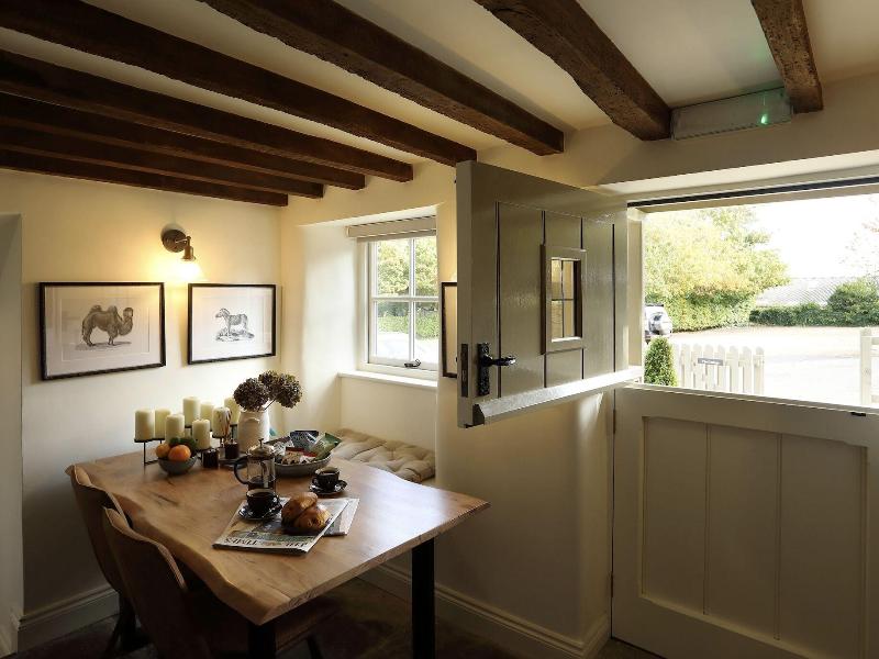 The Feathered Nest Country Inn image