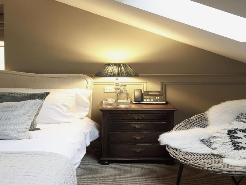 The Feathered Nest Country Inn image