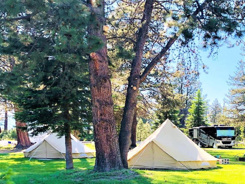 Crater Lake Resort