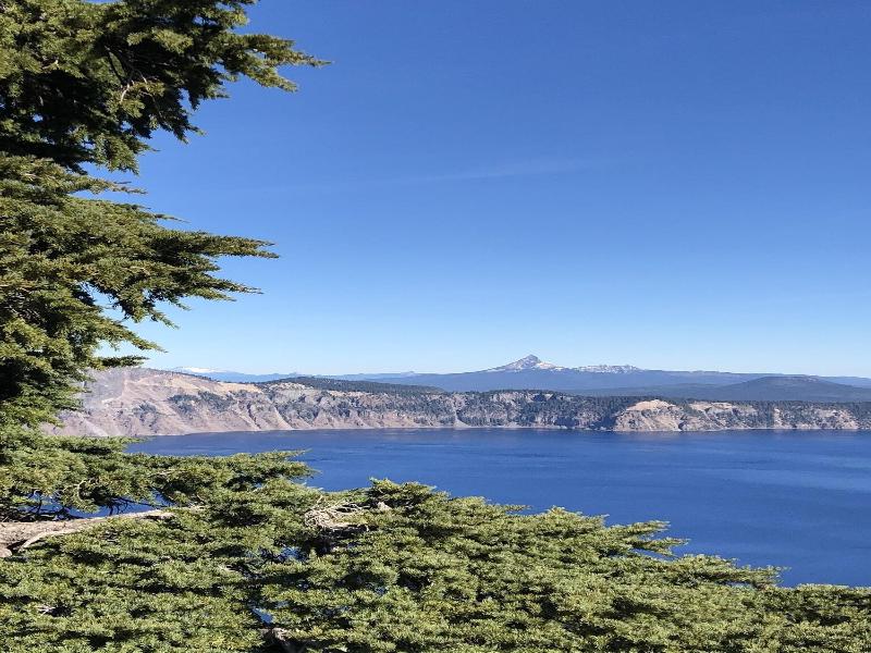 Crater Lake Resort