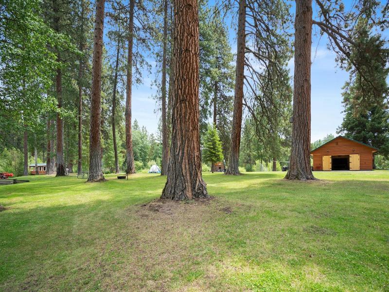 Crater Lake Resort