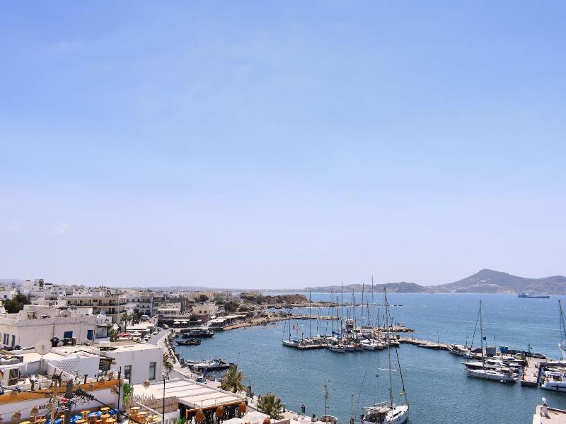 Mariet Naxos Elegant Suites