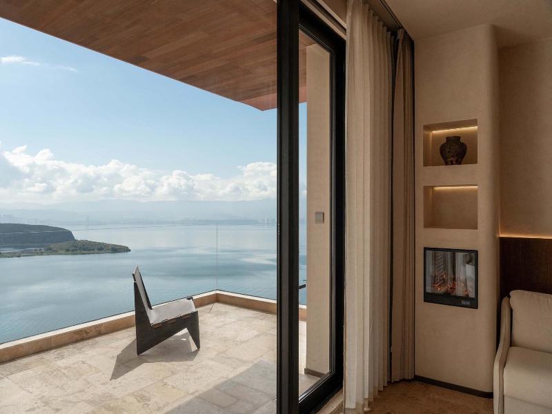 DOUBLE COMFORT SEA VIEW