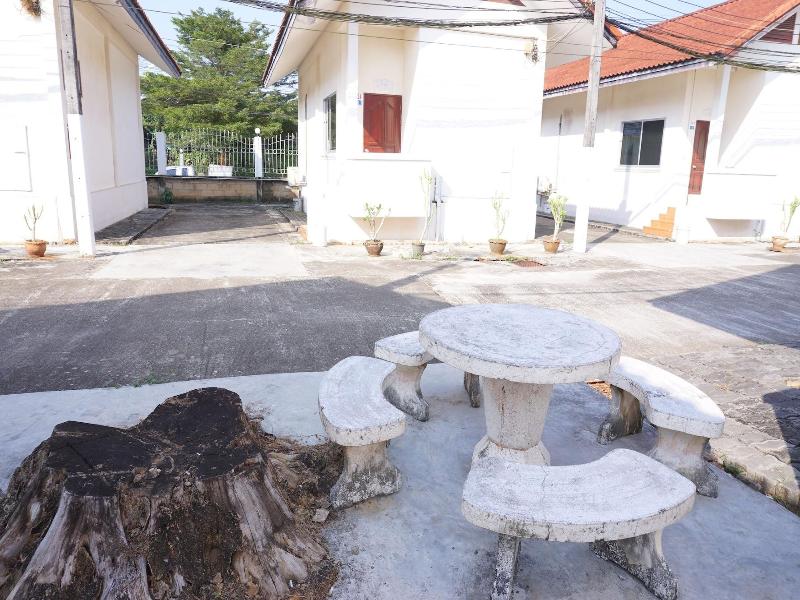 Chumphon Park Resort image